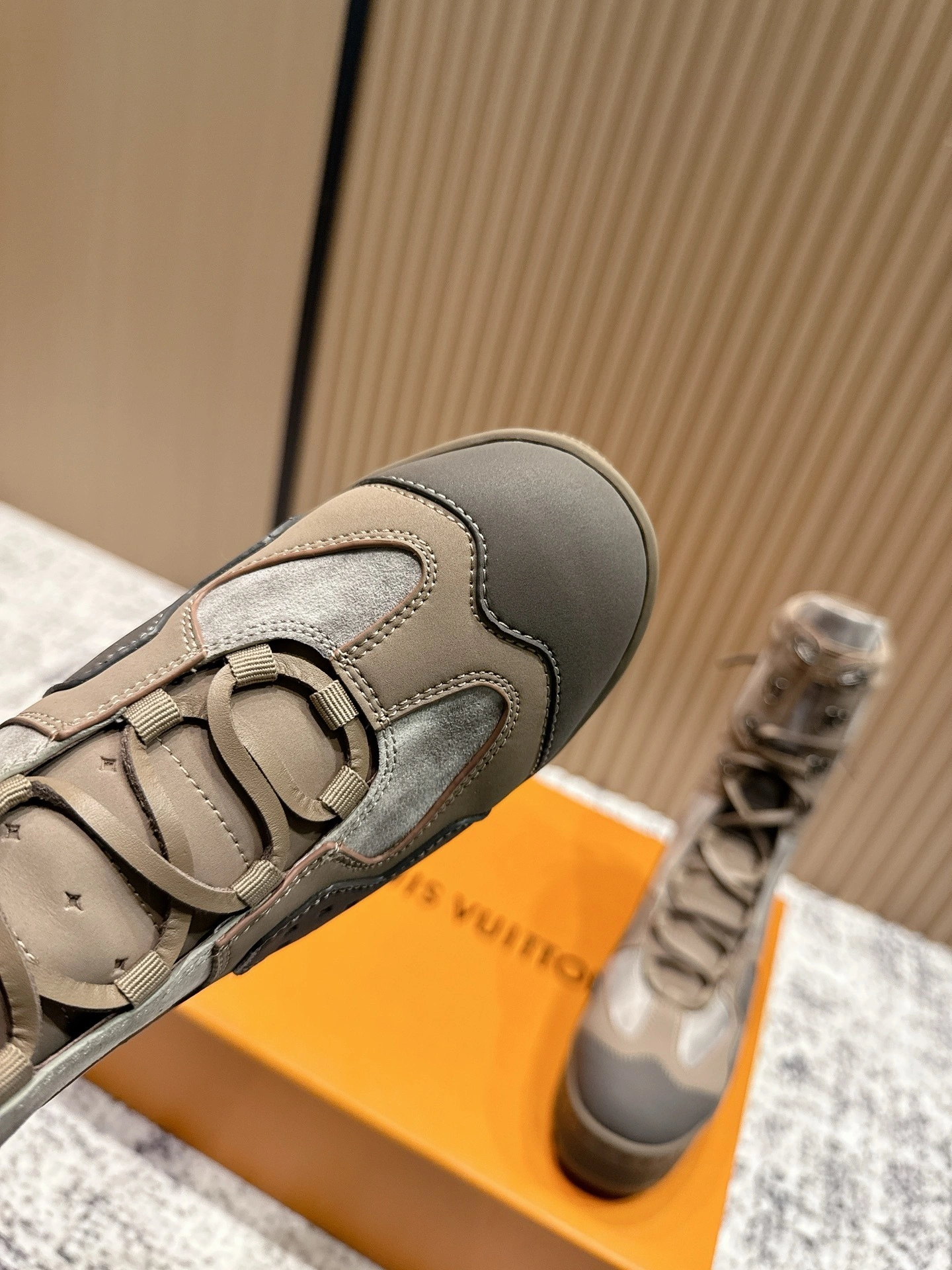 COCO-- 8V 1AISC3 cowhide Heel height ：7cm Waterproof：3.5cm item:E-X362J2912
